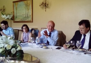 �Mejorar la conectividad f�sica es una prioridad�