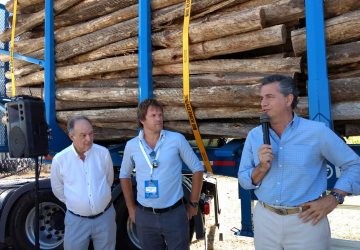 Fue presentado en Expoagro el bitr�n forestal